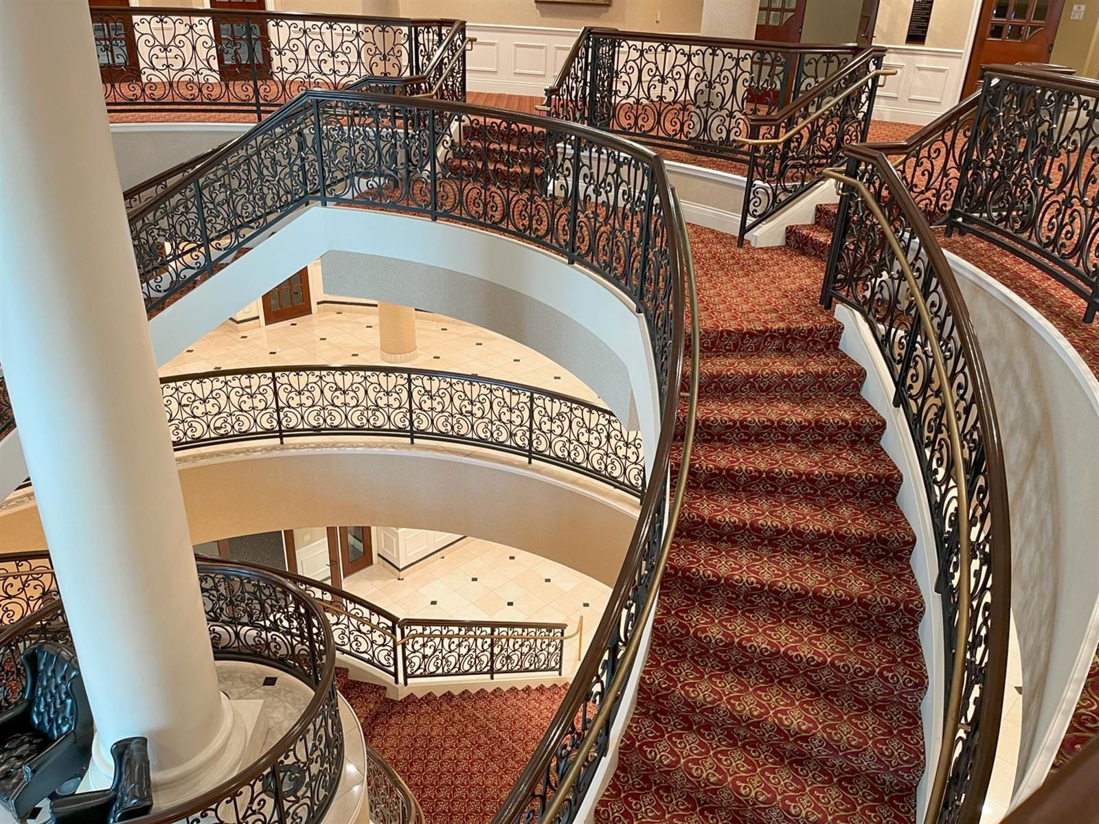 4225 N PW Rd - Lobby 3