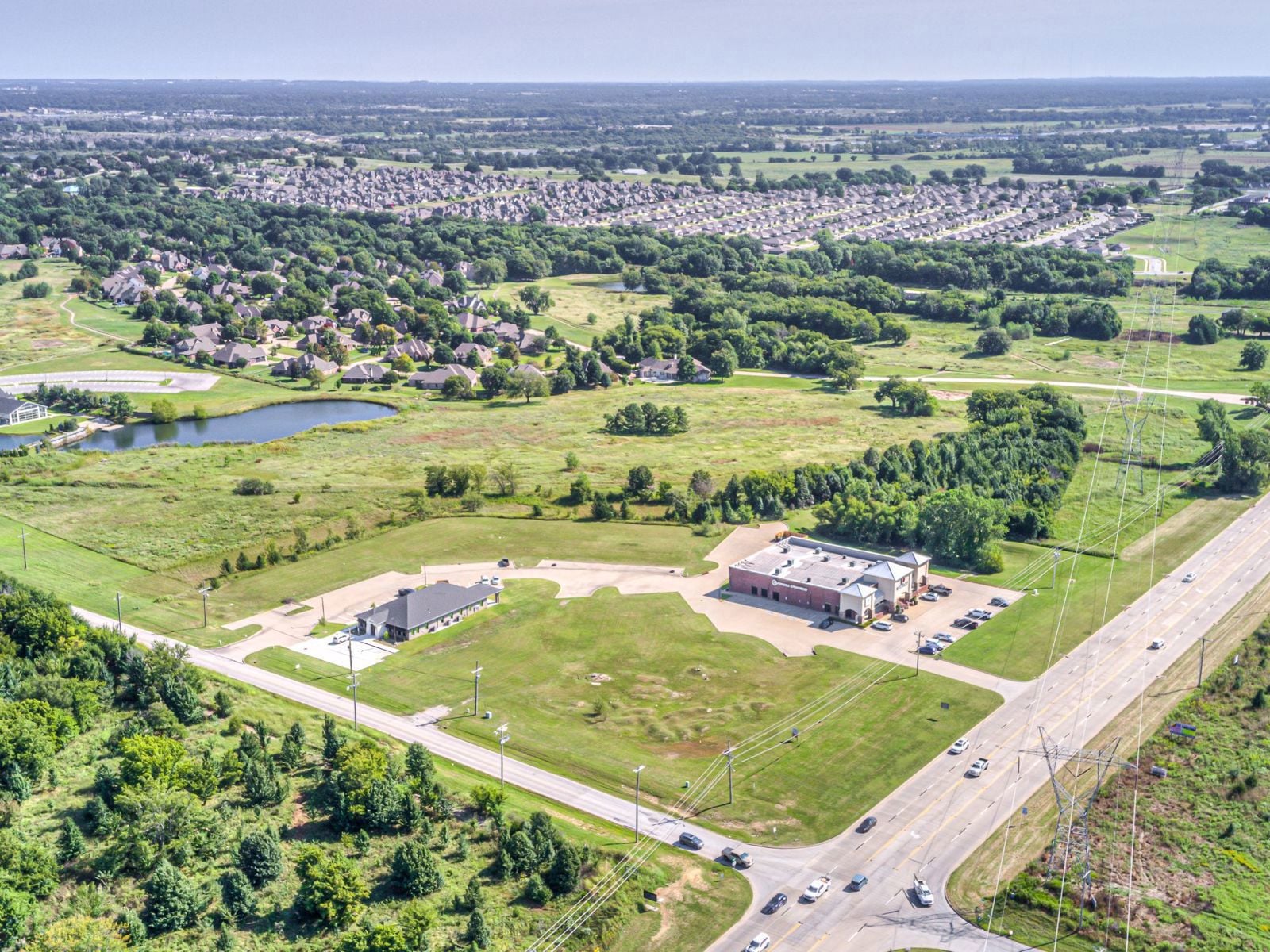 Hendrix Business Park 5085 East 151st Street South - Image 4