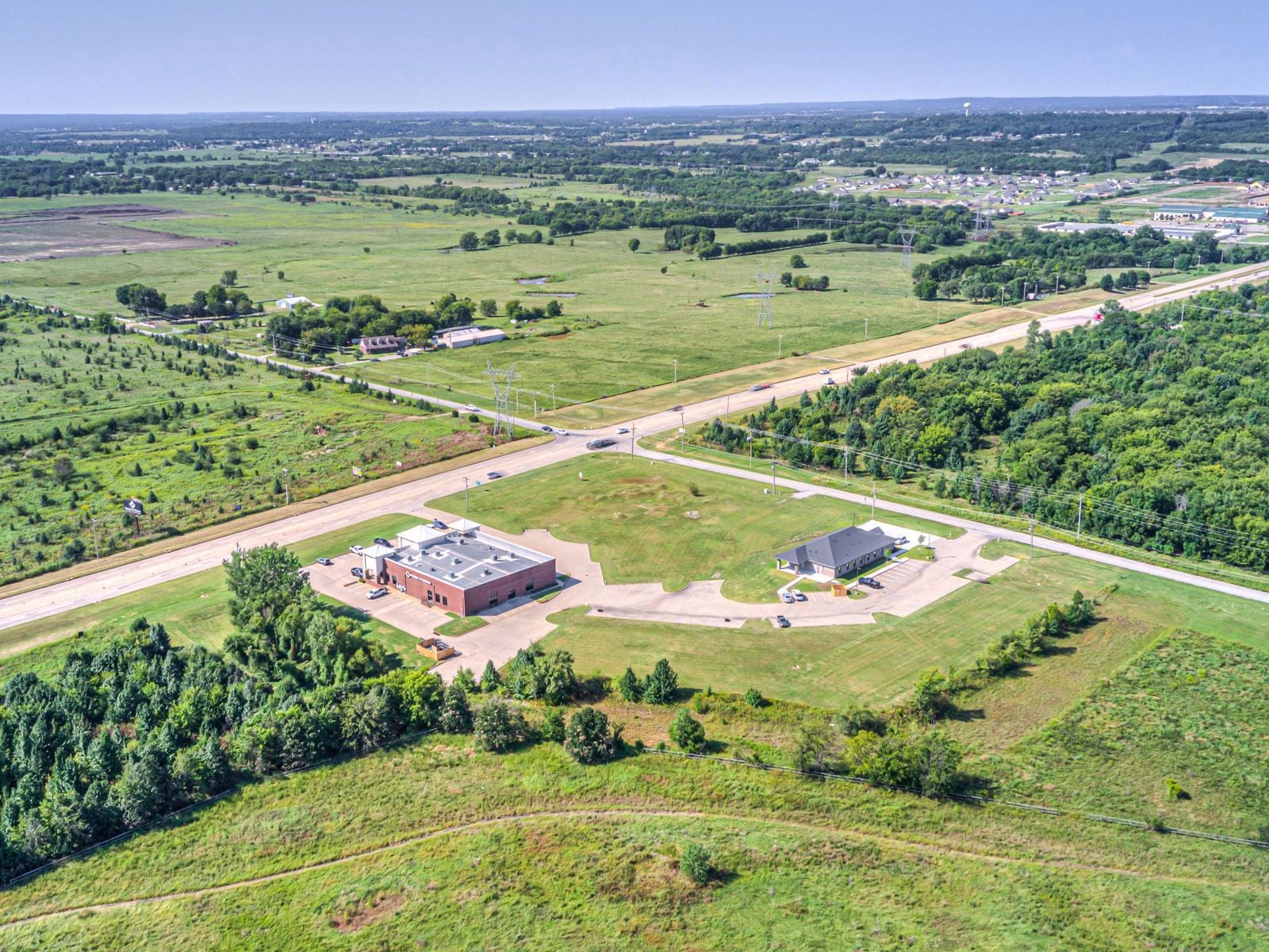 Hendrix Business Park 5085 East 151st Street South - Image 10