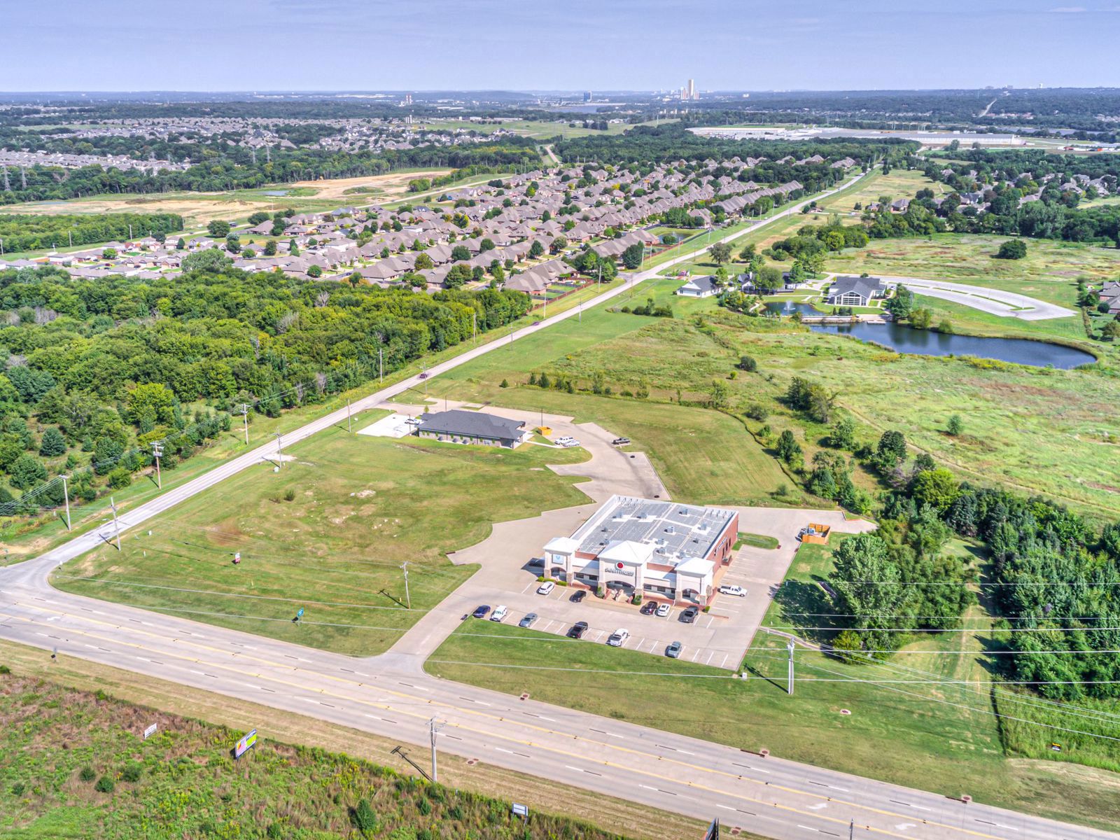 Hendrix Business Park 5085 East 151st Street South - Image 1