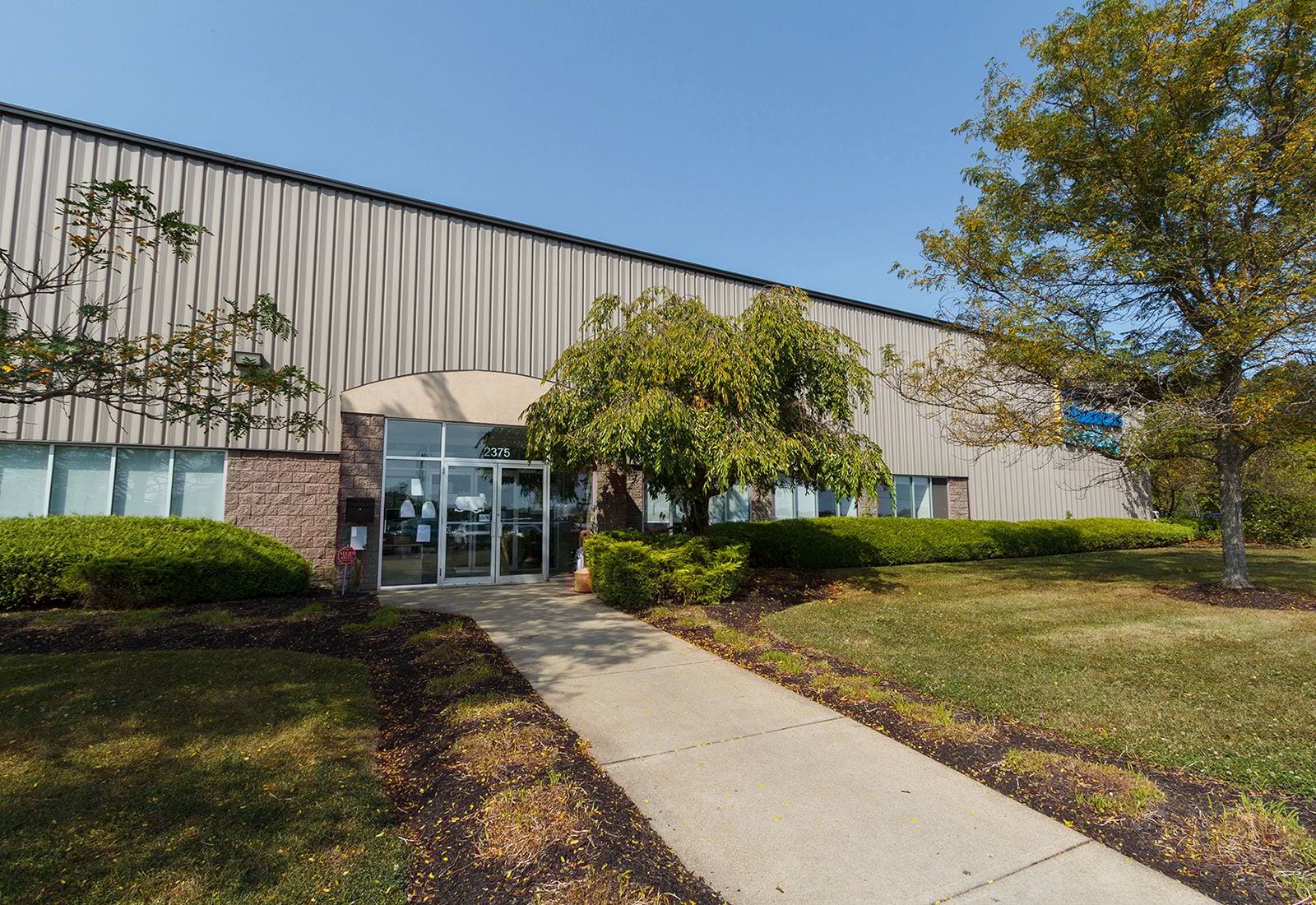 2375 Parkway Dr_Jamestown_8675_1600px