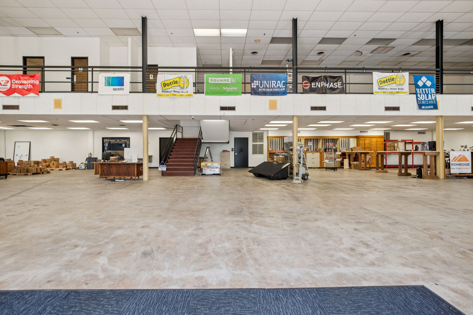 03-110_7201 Broadway Ext