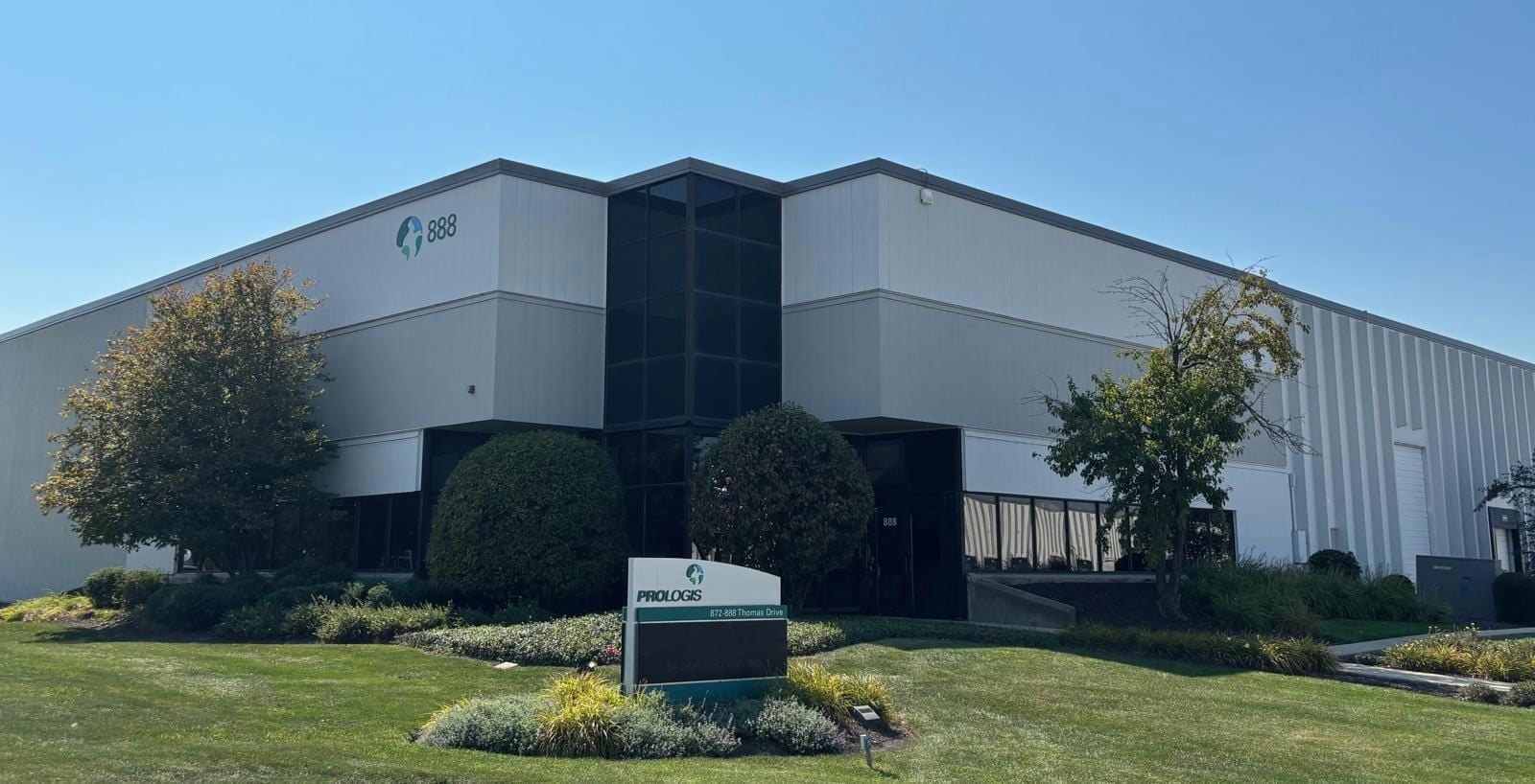 872-888 Thomas Dr, Bensenville - Brochure