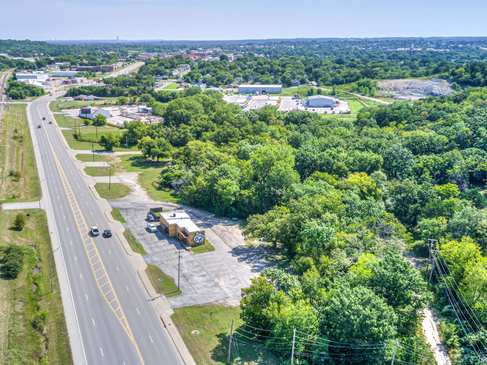 West Dewey Avenue - Image 4