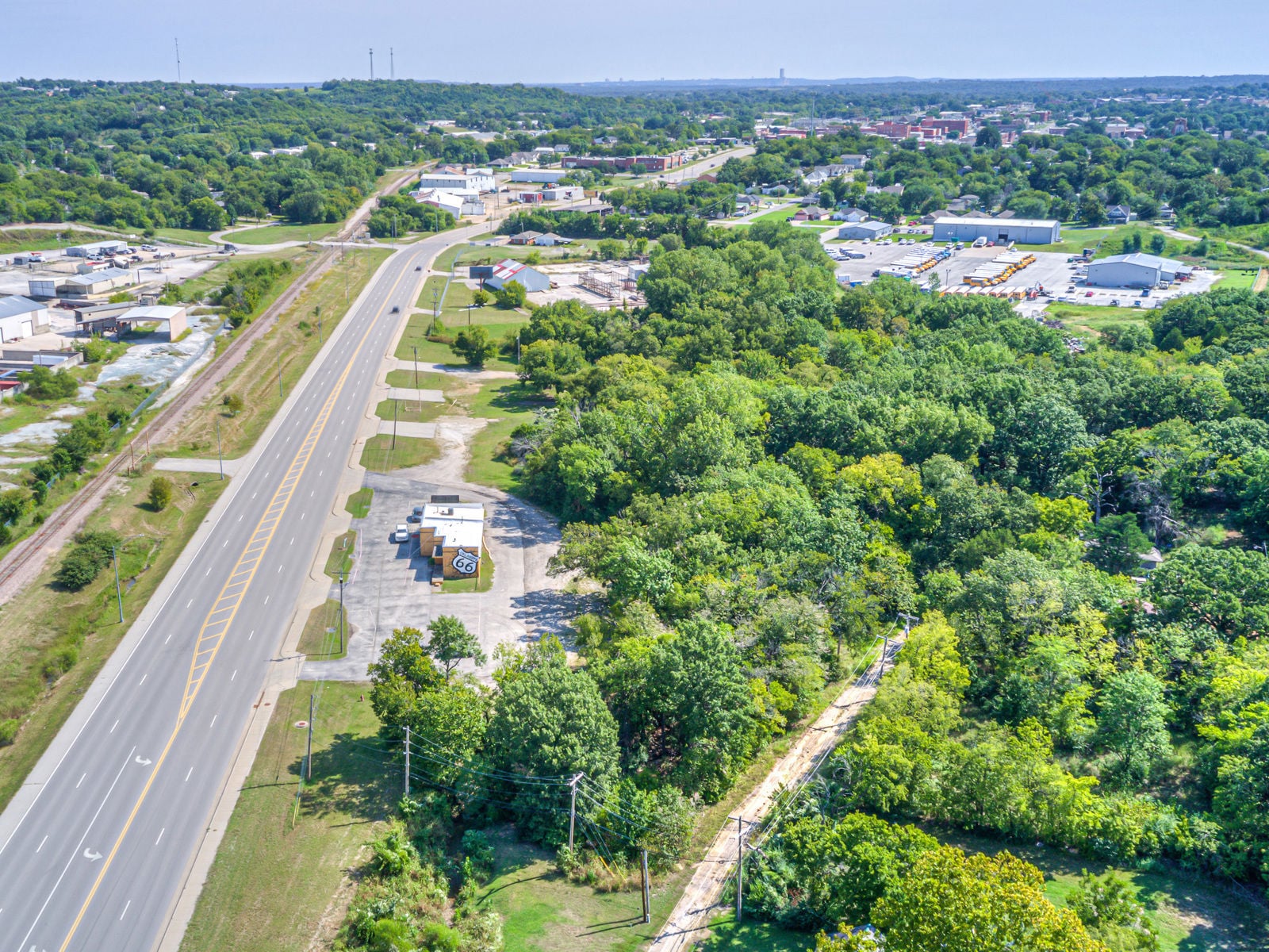 West Dewey Avenue - Image 6