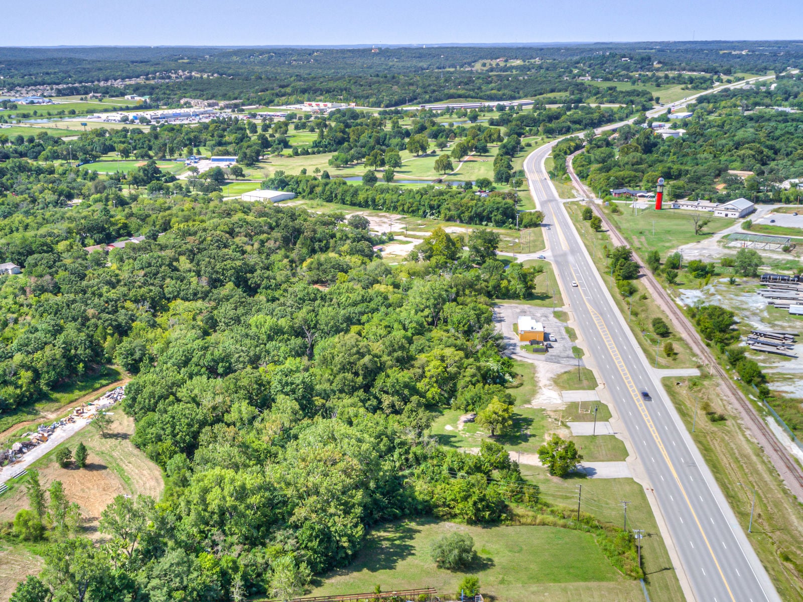 West Dewey Avenue - Image 11