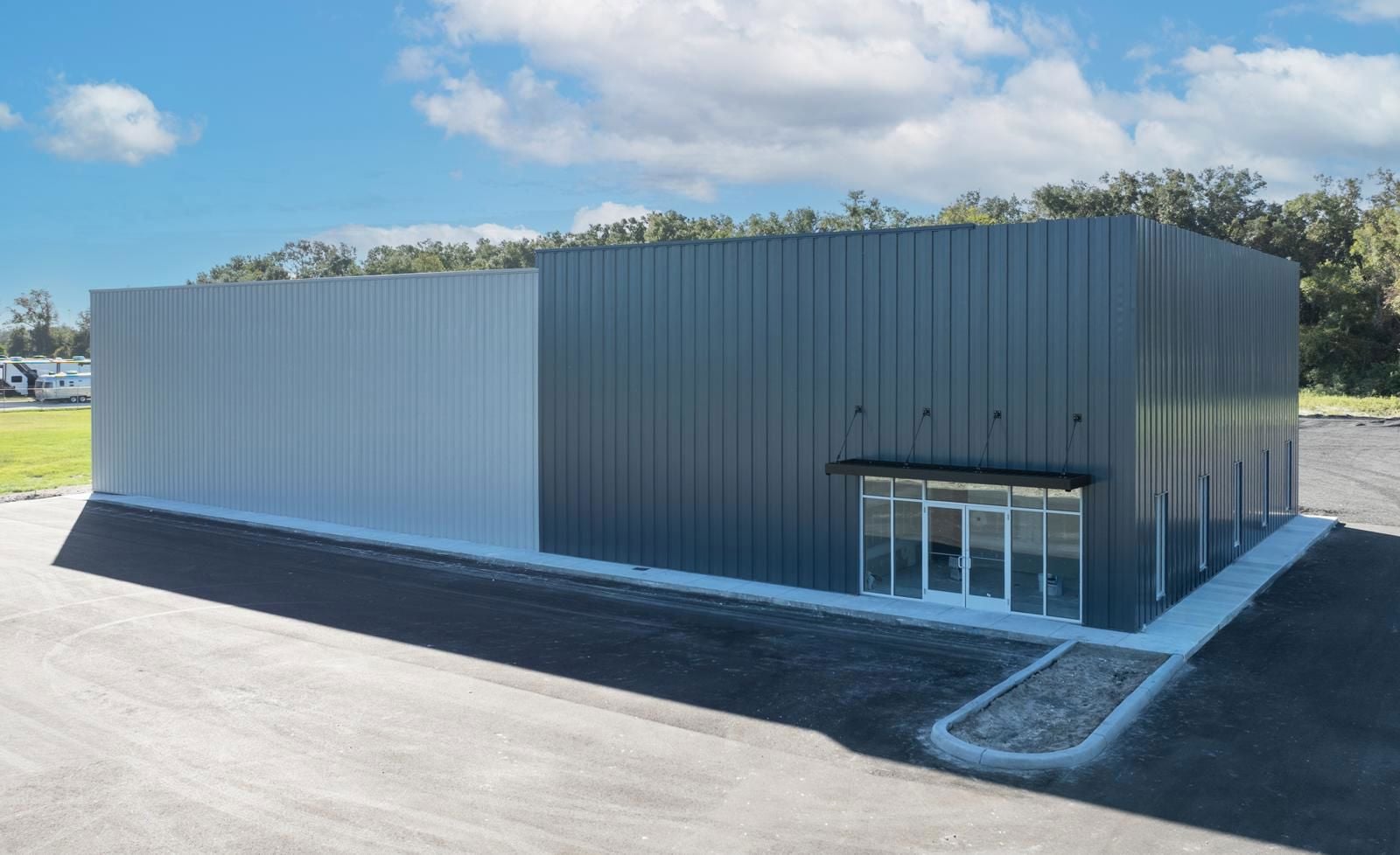 CBRE - 372 SW Windswept Glen - 1