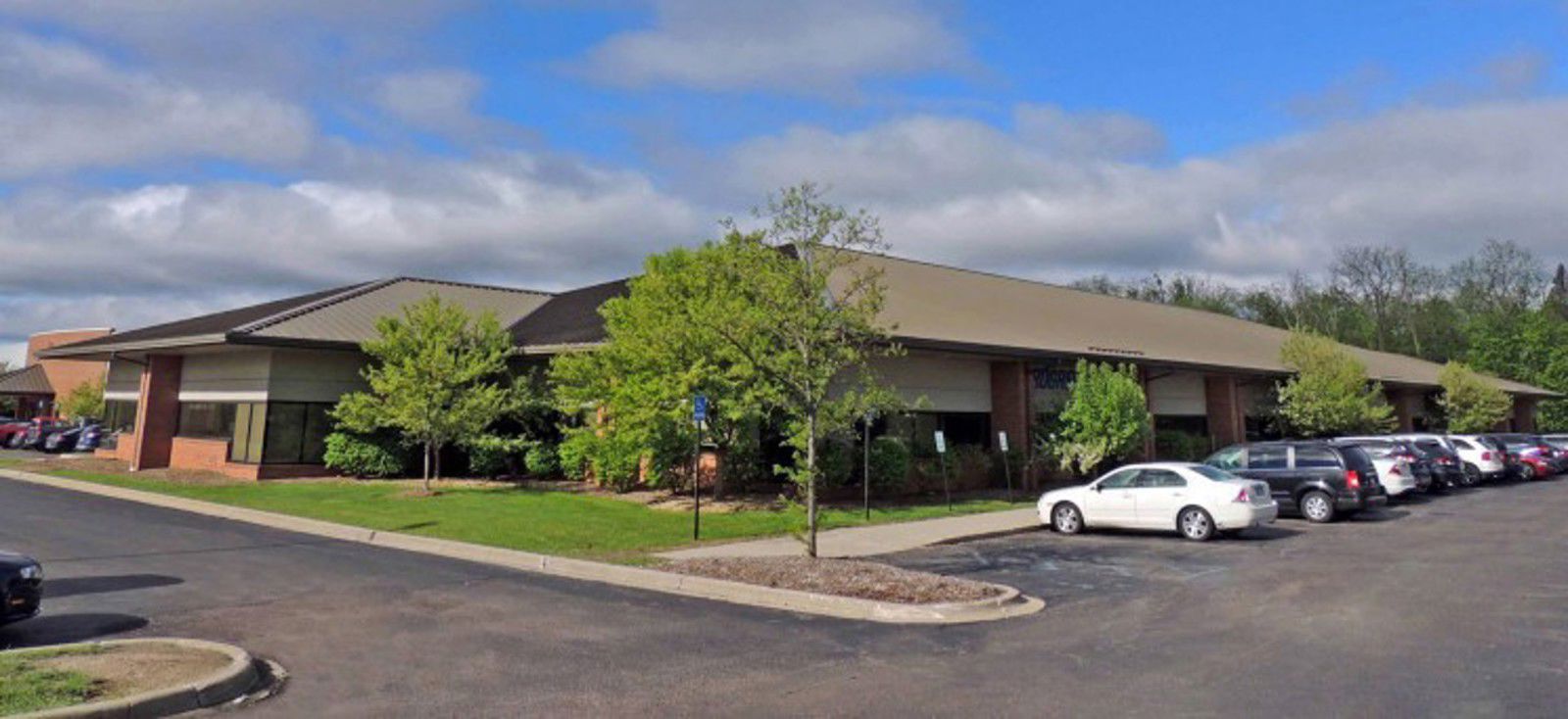 46321-46365 Five Mile Rd Plymouth 