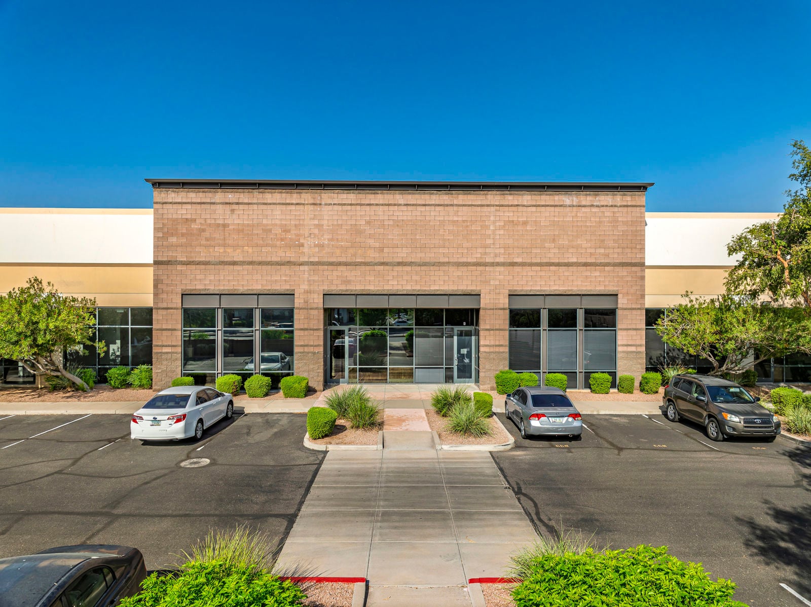 6150 W Chandler Blvd_31