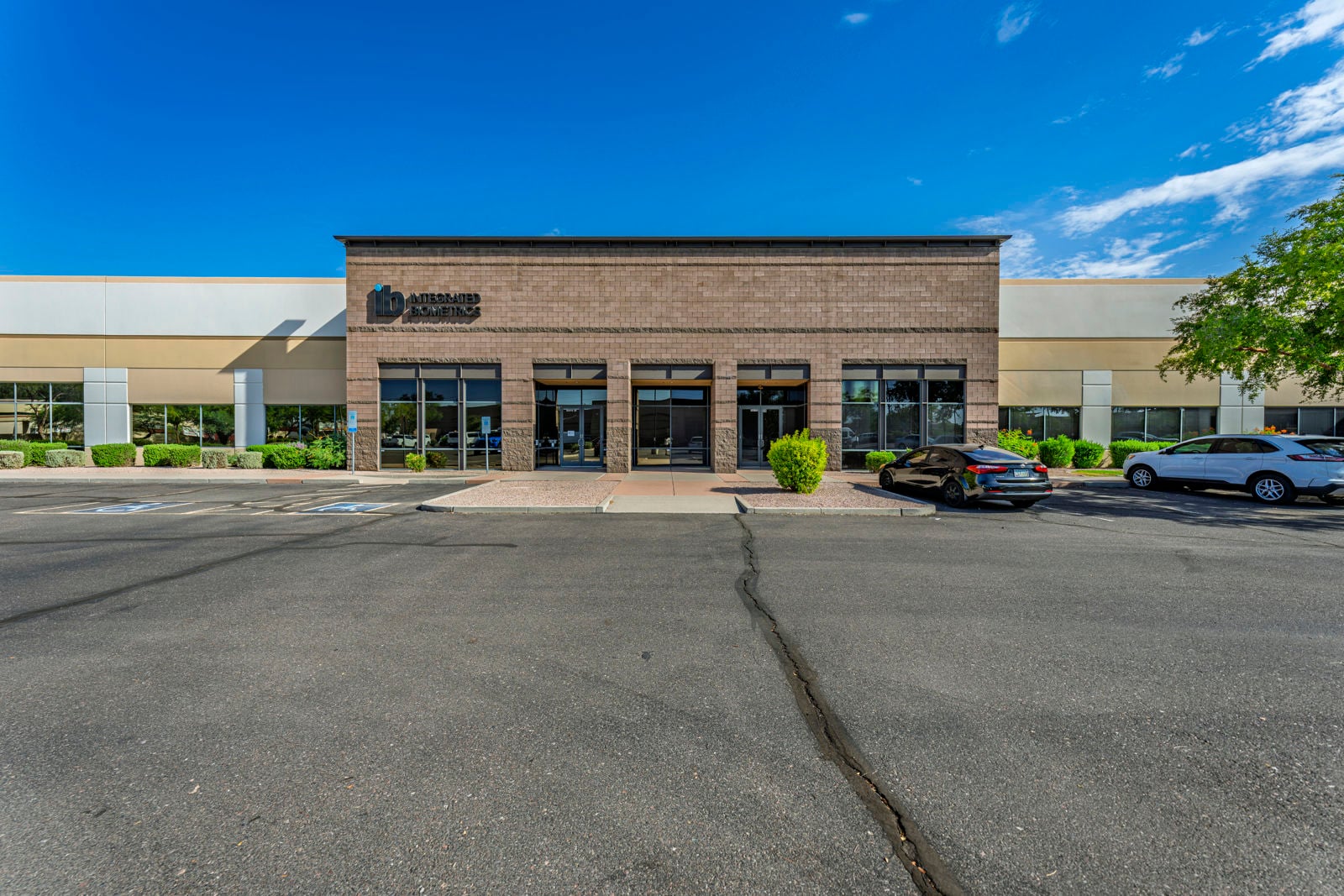 6150 W Chandler Blvd_38