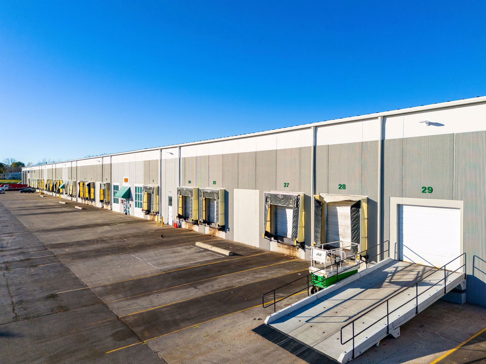 DJI_20231114154043_0084_D