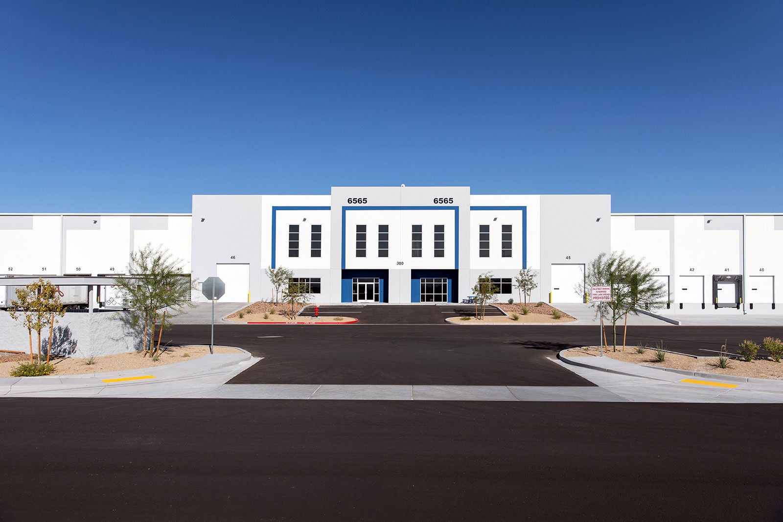193-MM2_8393-dermody-logisticenter-speedway-6565-nascar-las-vegas-nv-09-12-20-millermillerarchphotography_global listings