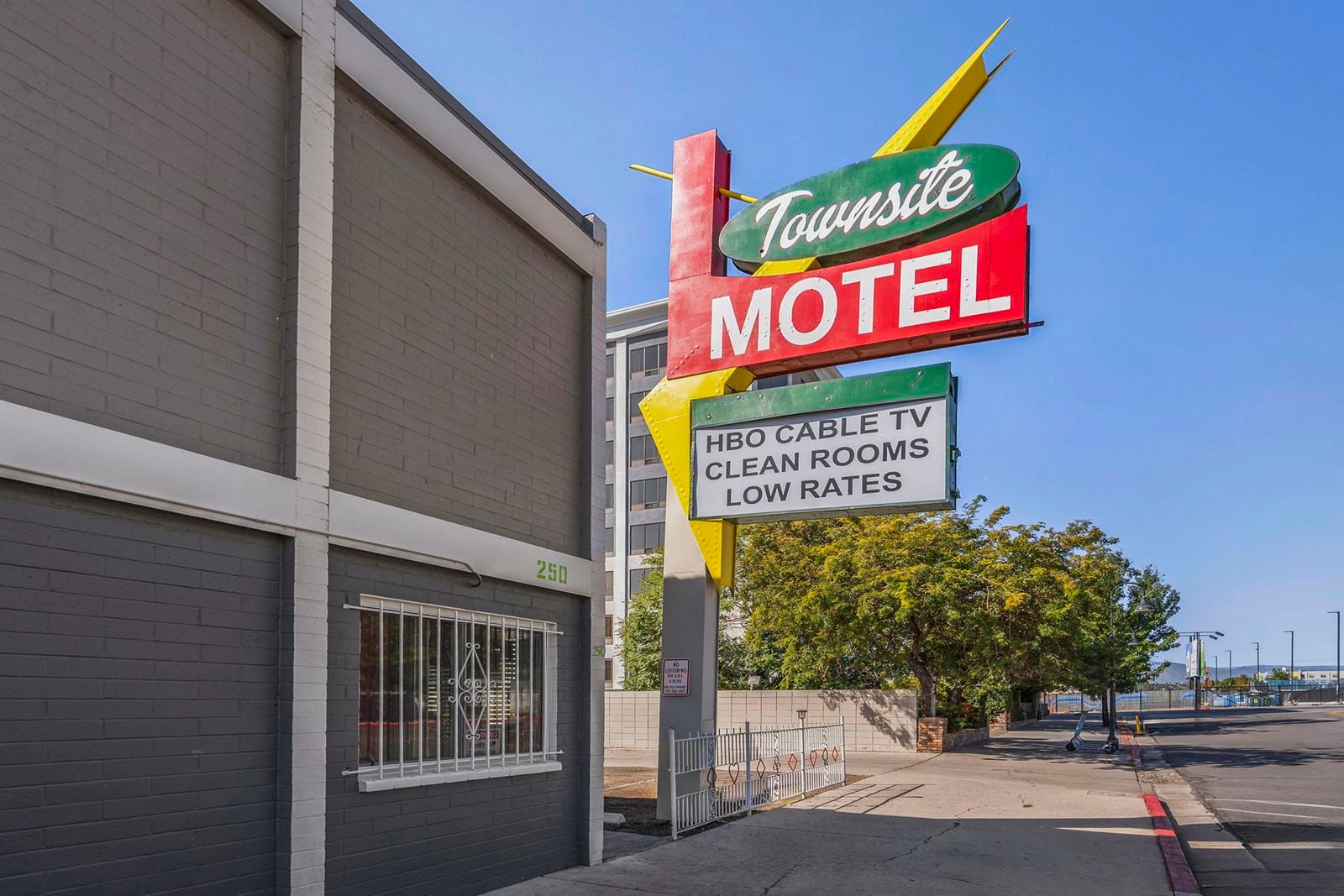 2-web-or-mls-_DSC0003