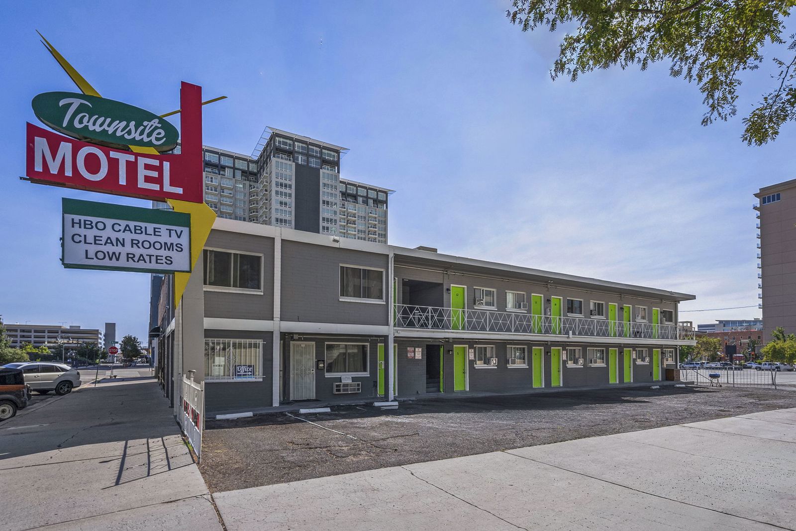 1-web-or-mls-_DSC0012