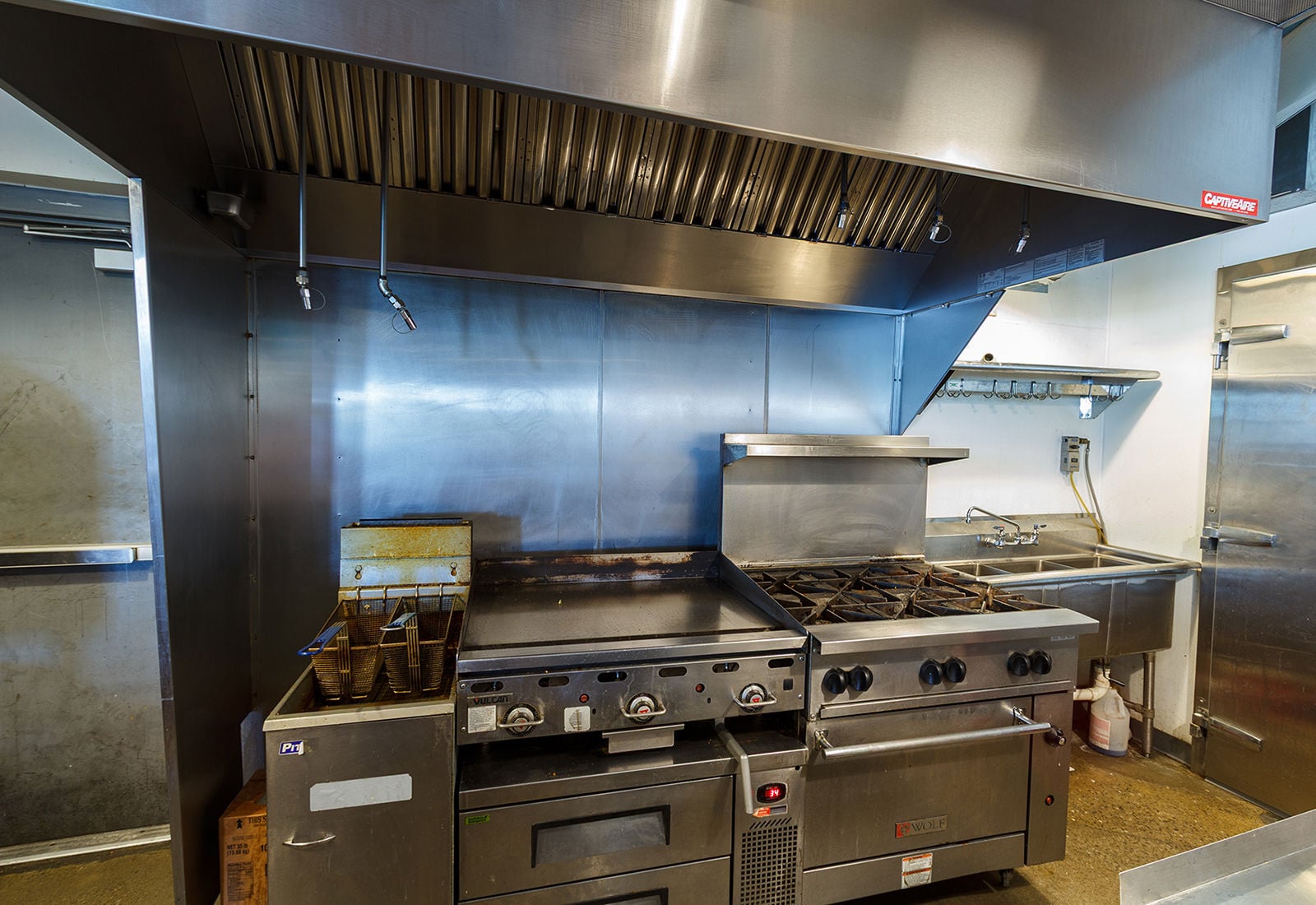 4493 Walden Ave_Lancaster_8763_1600px