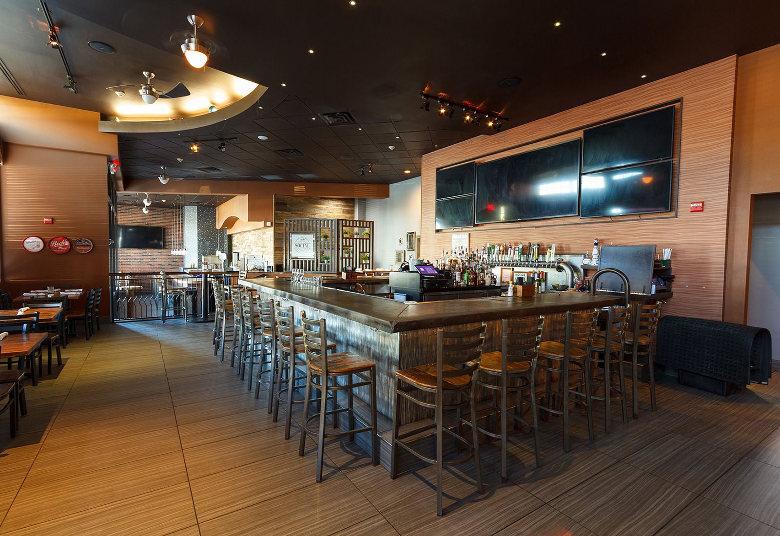 6506 E Quaker_Orchard Park_8826_1600px