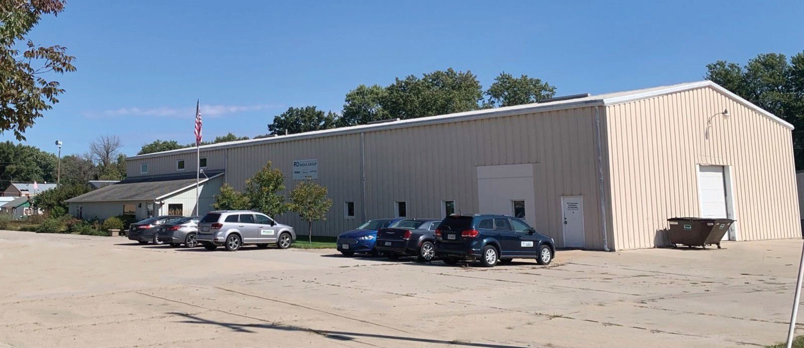 MAIN STREET LOCATION IN TEKAMAH WAREHOUSE WITH OFFICE 707 South 13th Street - Image 2