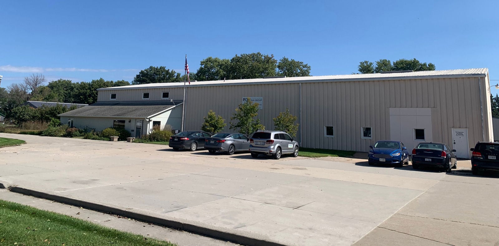 MAIN STREET LOCATION IN TEKAMAH WAREHOUSE WITH OFFICE 707 South 13th Street - Image 5