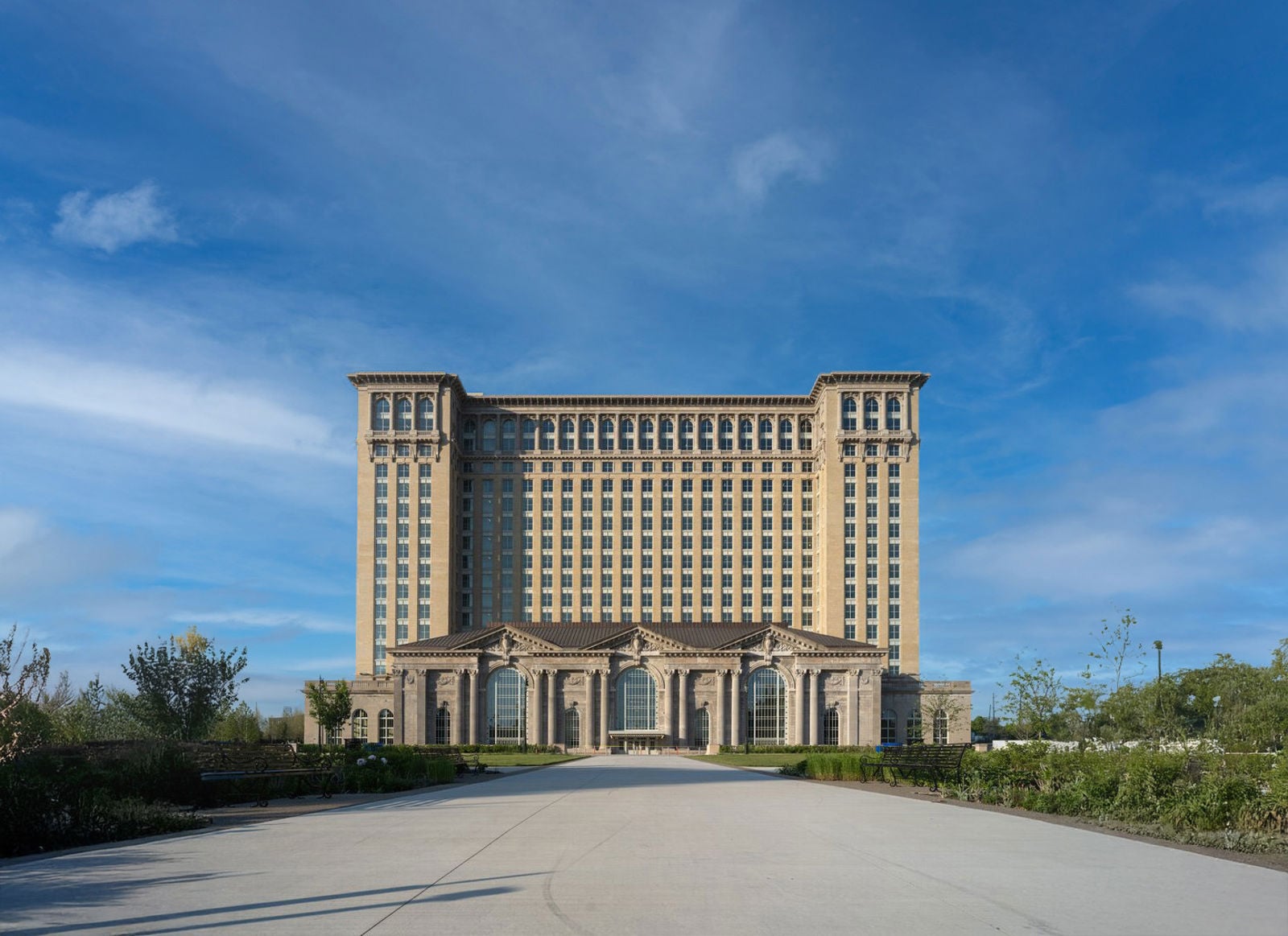 2001 15th Street - Image 2