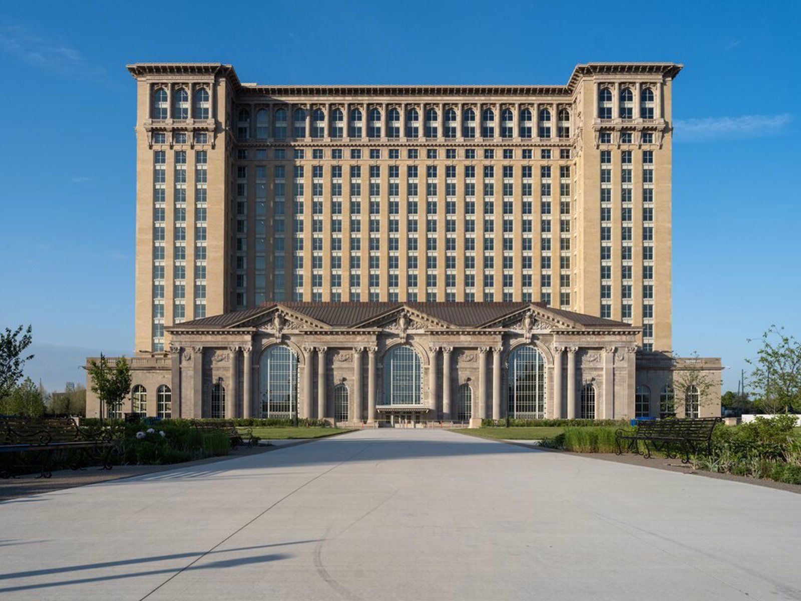 2001 15th Street - Image 1