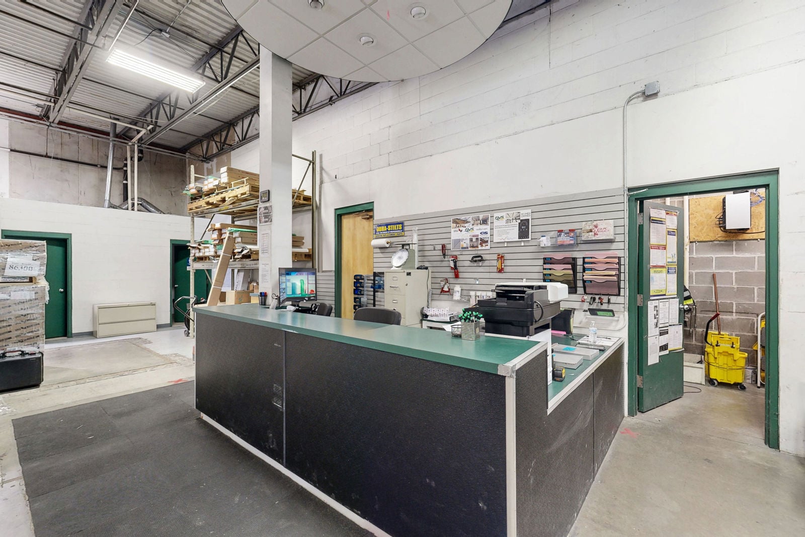 36-Clark-St-Des-Moines-10022025_052103