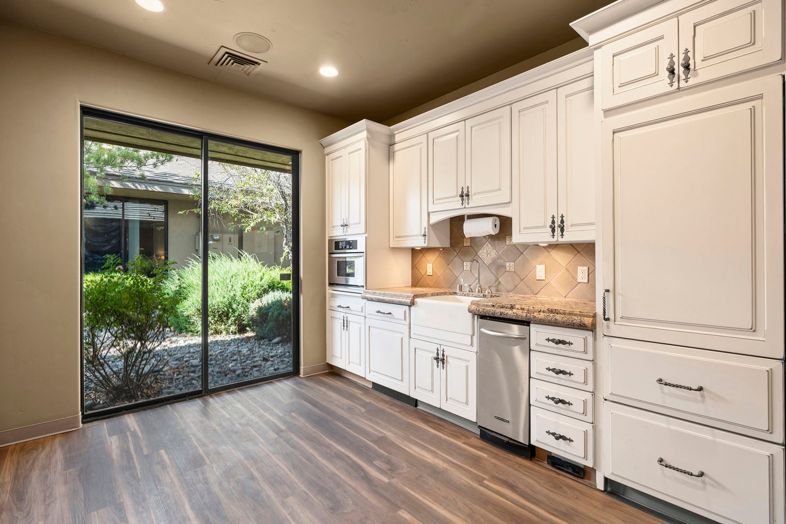 Kitchenette/Break Room