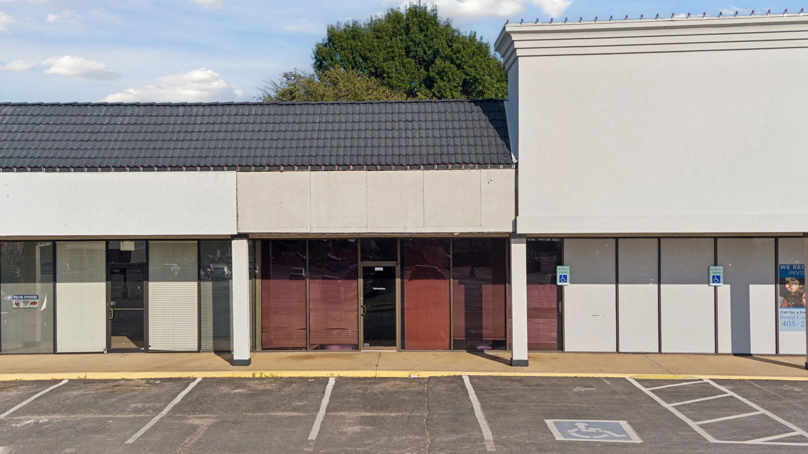 03-110_723 W Danforth Rd