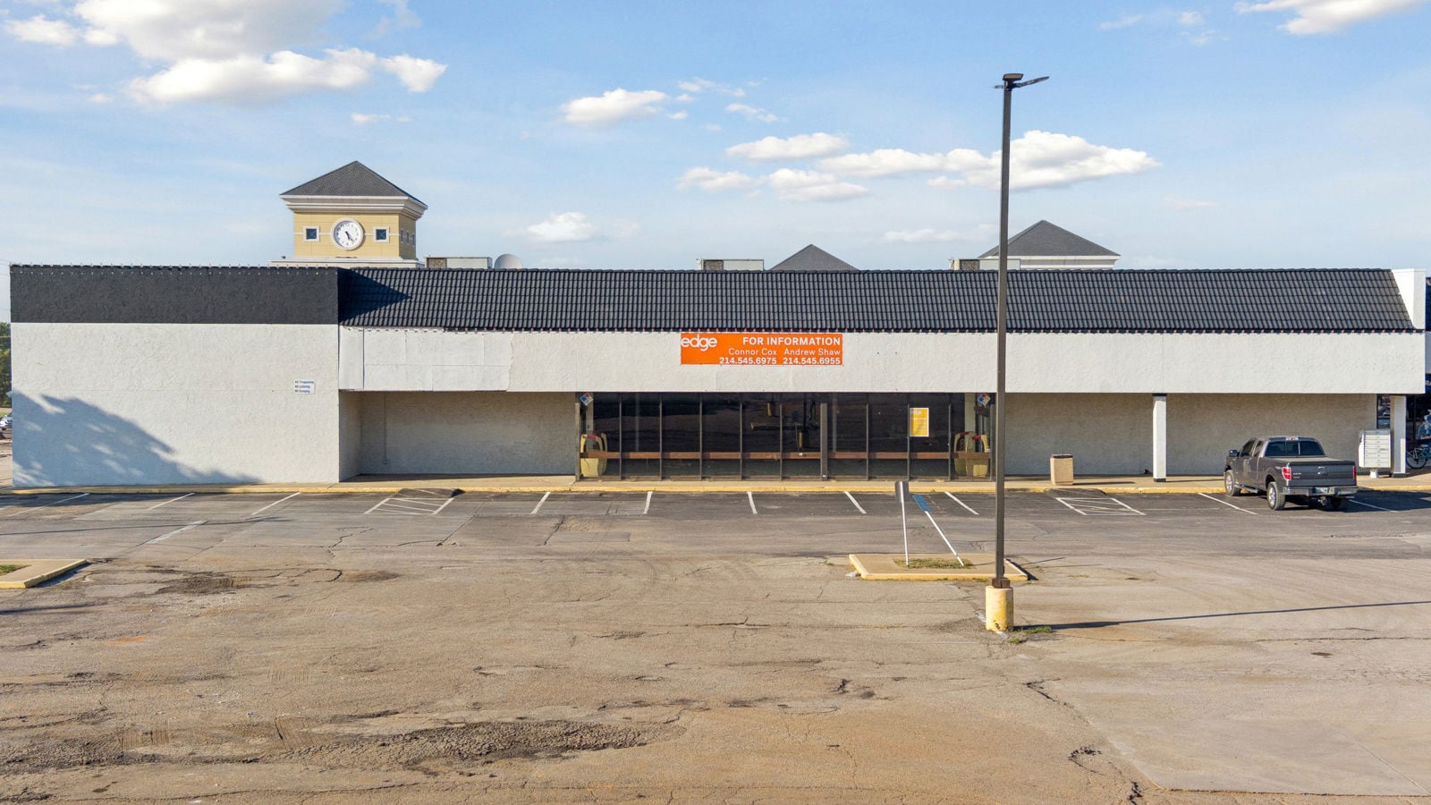 17-180_723 W Danforth Rd