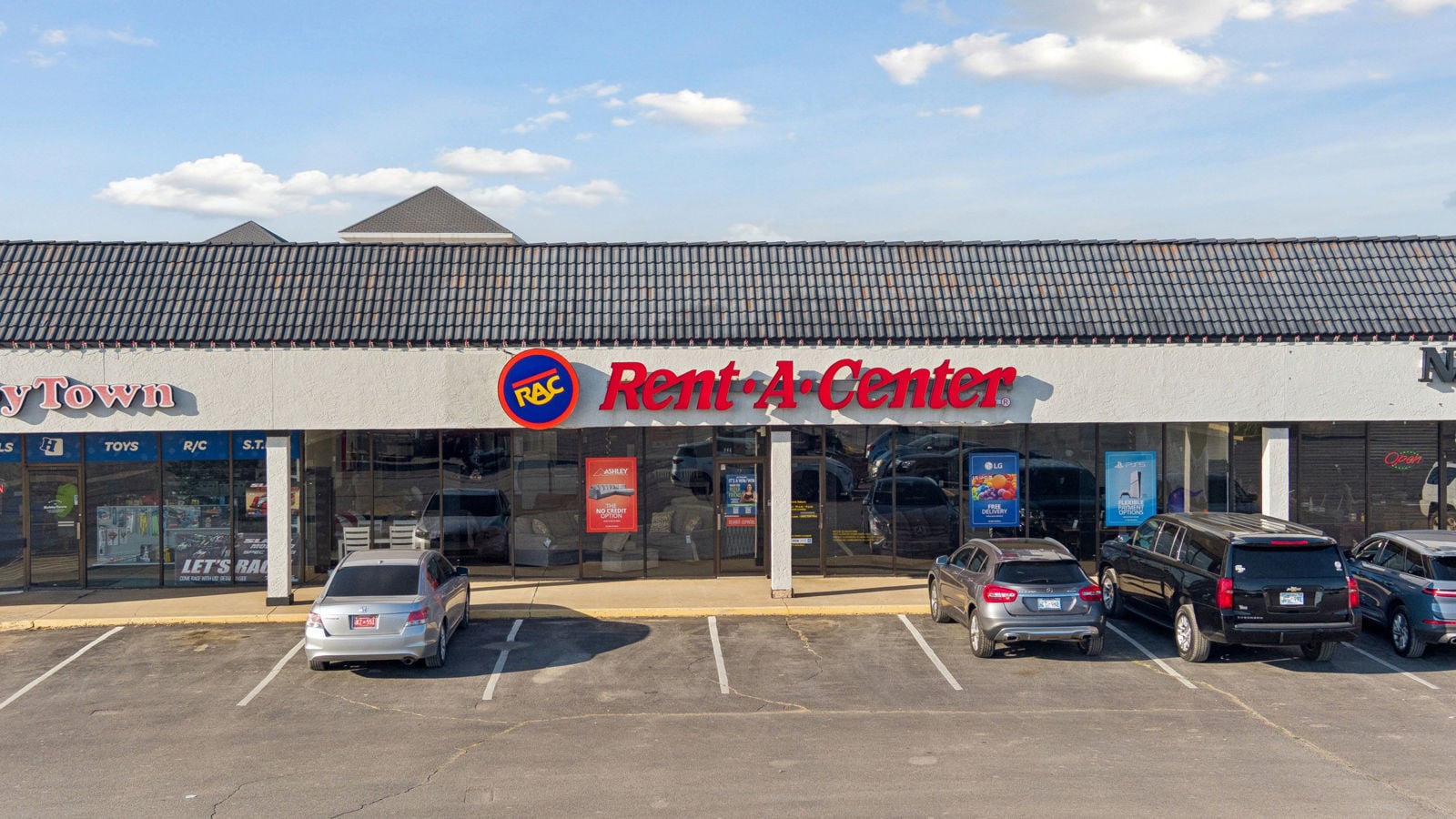 14-165_723 W Danforth Rd