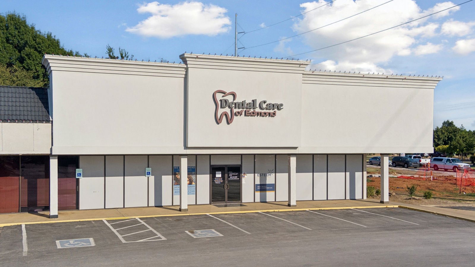 02-105_723 W Danforth Rd