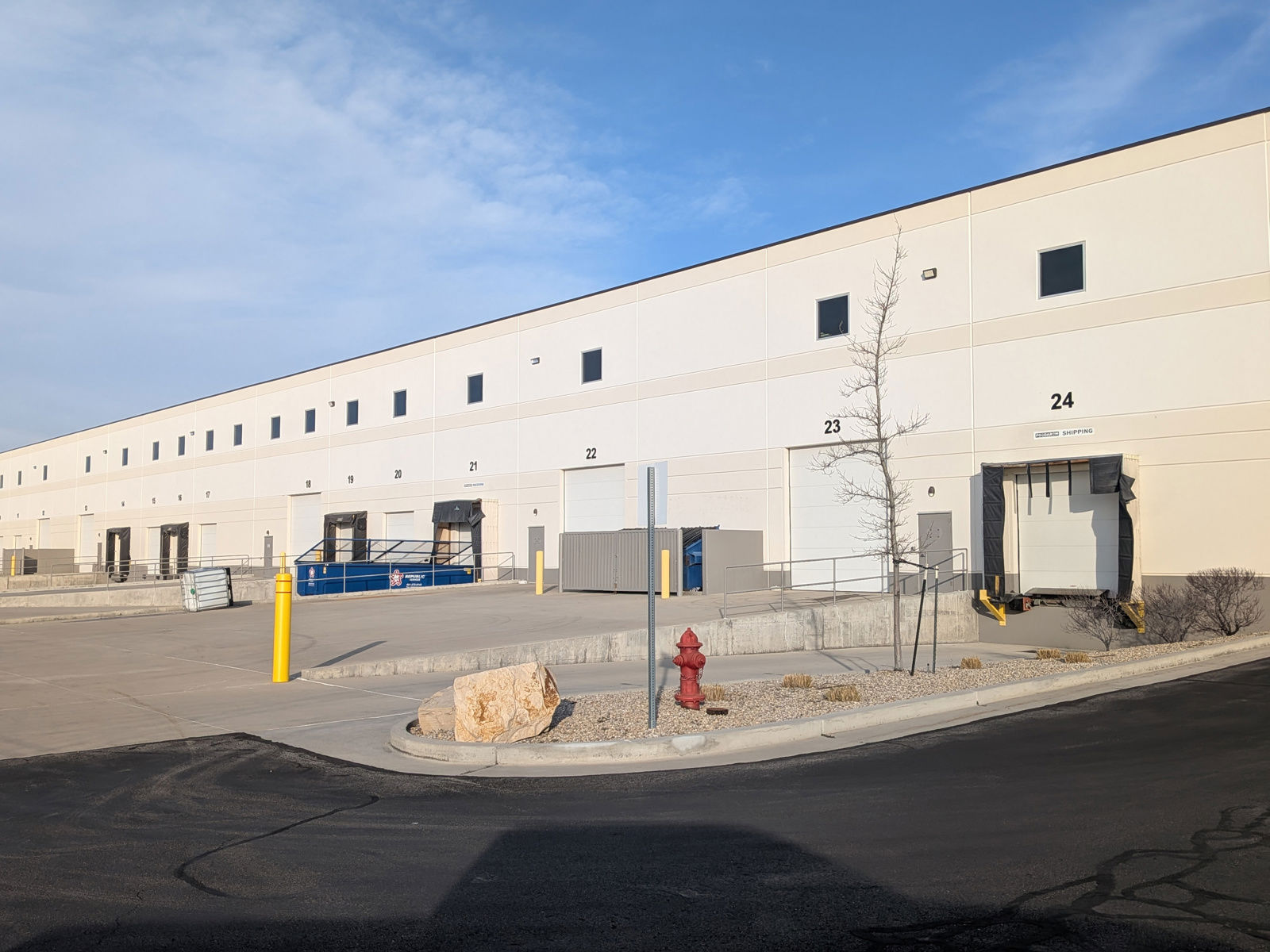 PXL_20260112_224437435