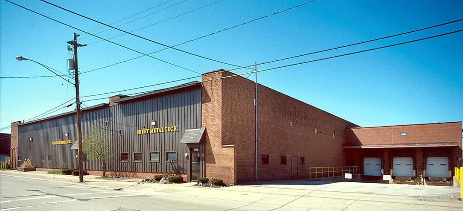 WAREHOUSE OR MANUFACTURING SPACE - 16,665 SF AVAILABLE  29315 Clayton Avenue - Image 1