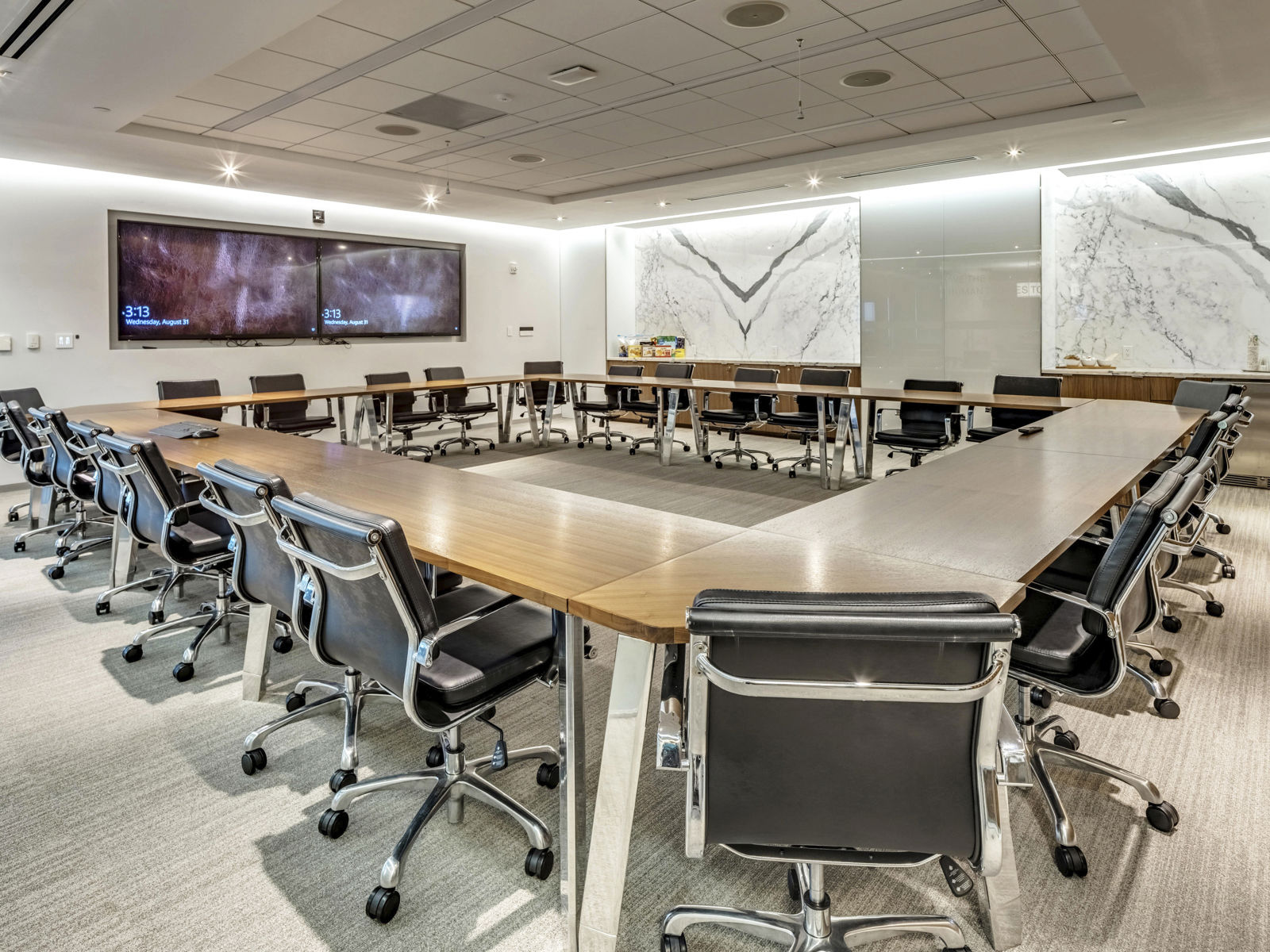 2701SLeJeuneInt_09-edited