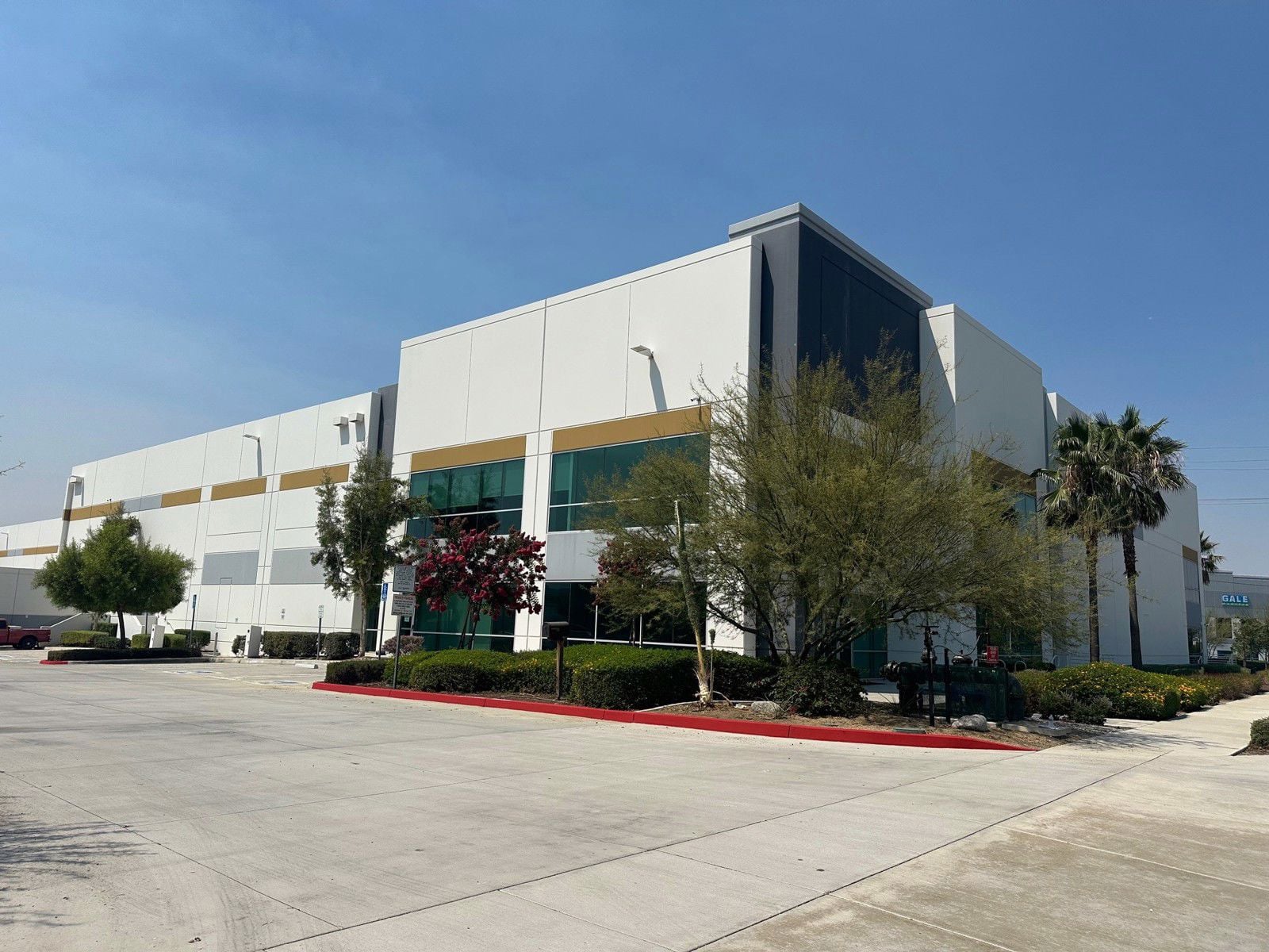 10917 Cherry Photo 4