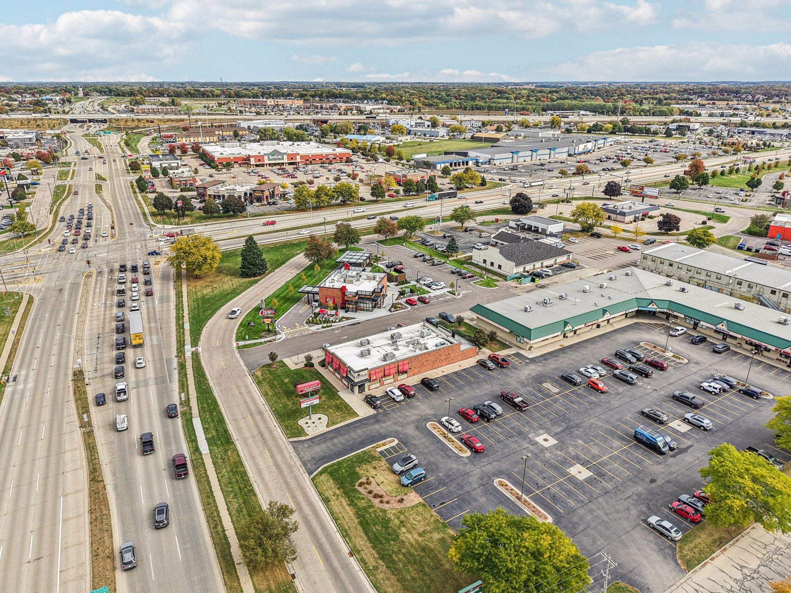 24-web-or-mls-Milton Ave-S1710-024