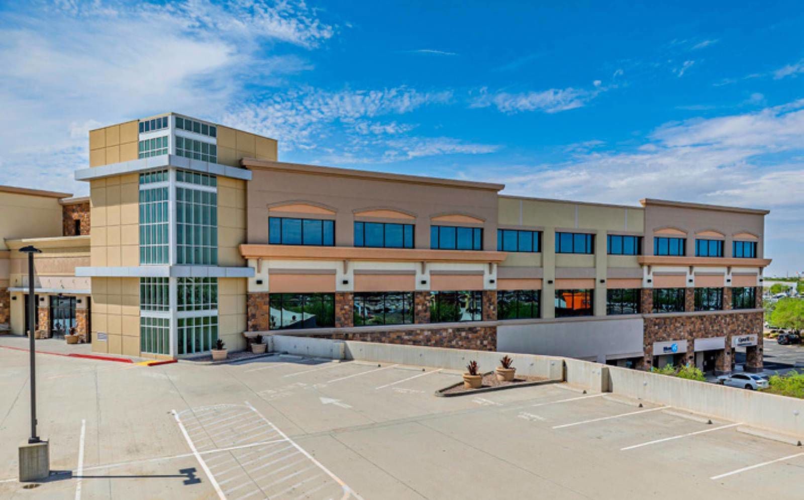 3345 S Val Vista Parking