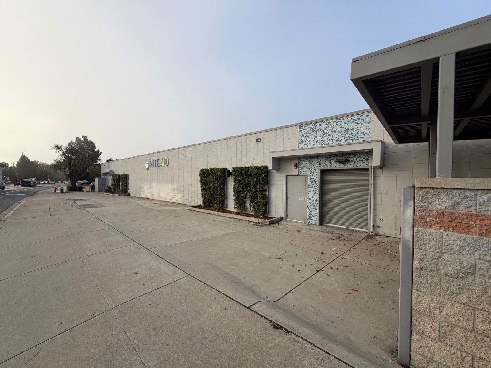 foothill rear loading door