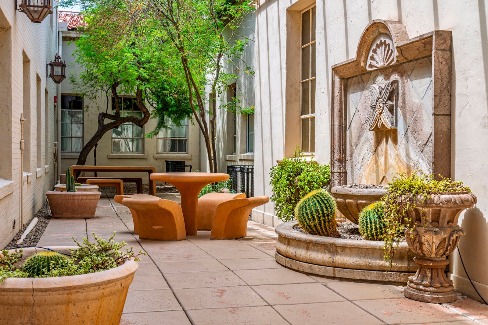 926 E McDowell Rd_49