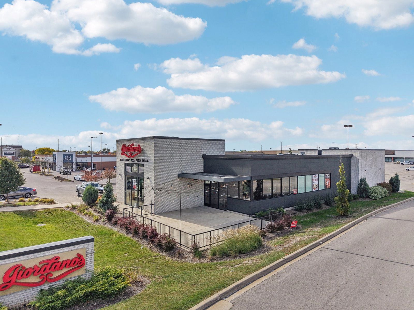 6-web-or-mls-Green Bay Rd-S2410-006