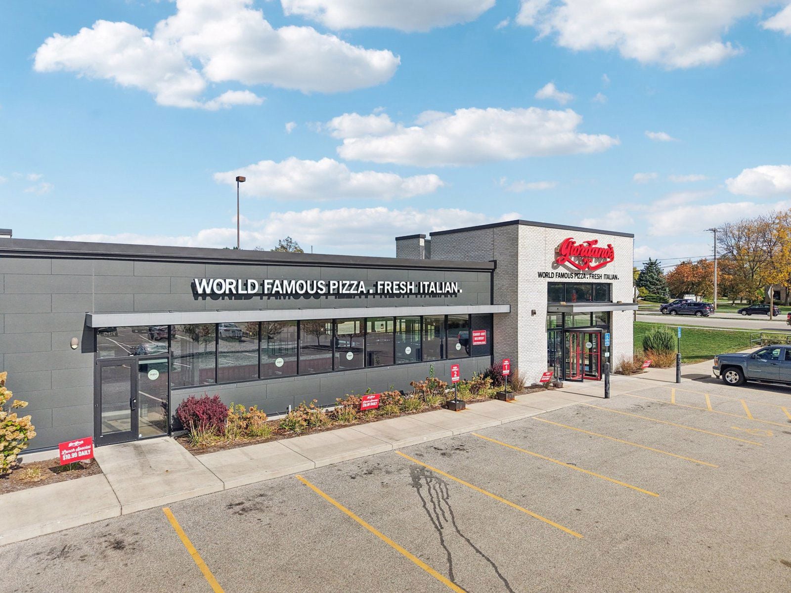 17-web-or-mls-Green Bay Rd-S2410-017