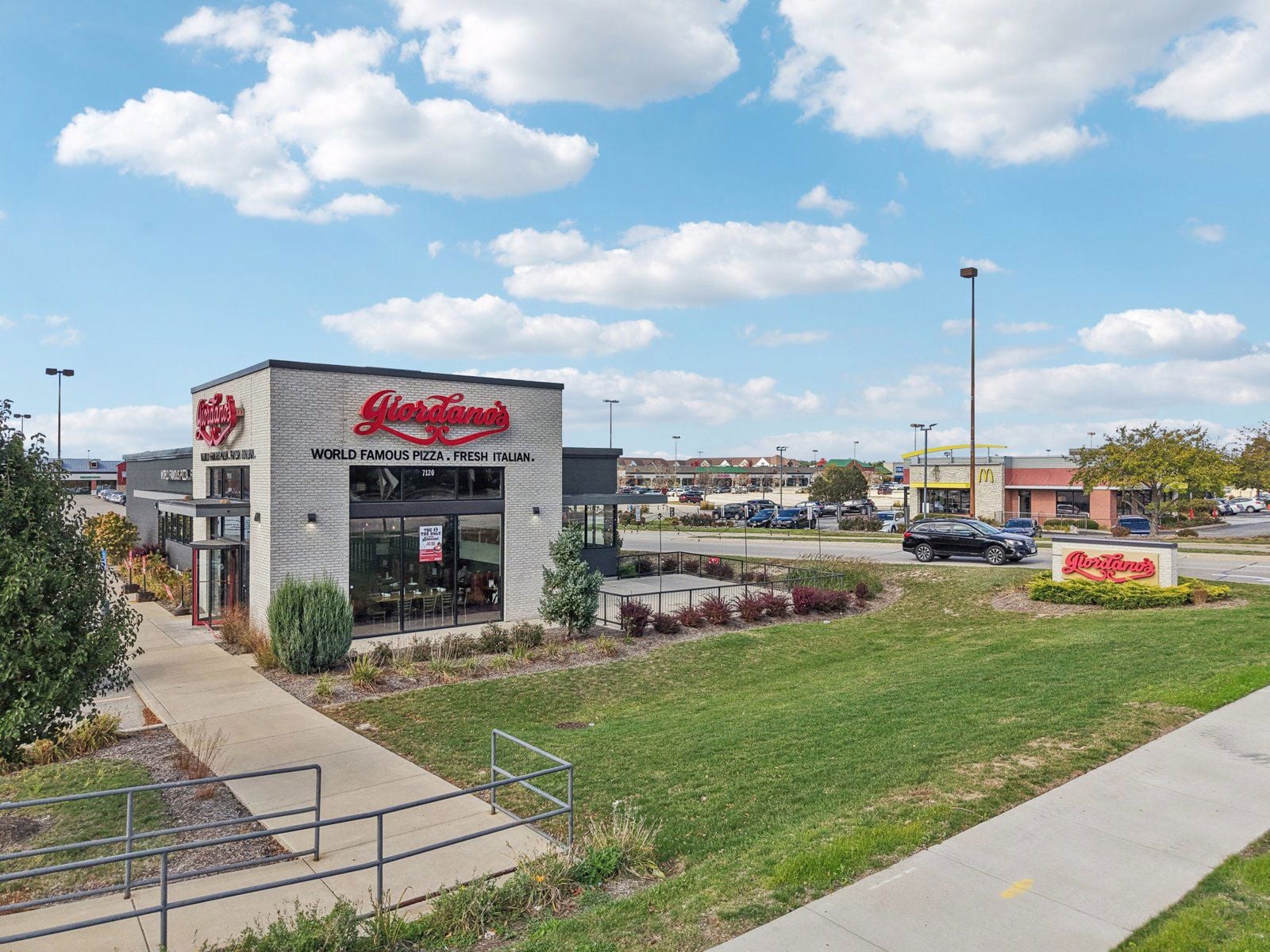 4-web-or-mls-Green Bay Rd-S2410-004