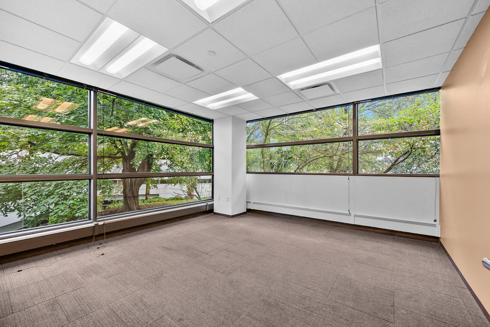 41000 Woodward Avenue - Image 6