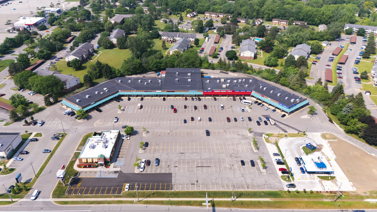 6250 South Cedar Street - Image 3