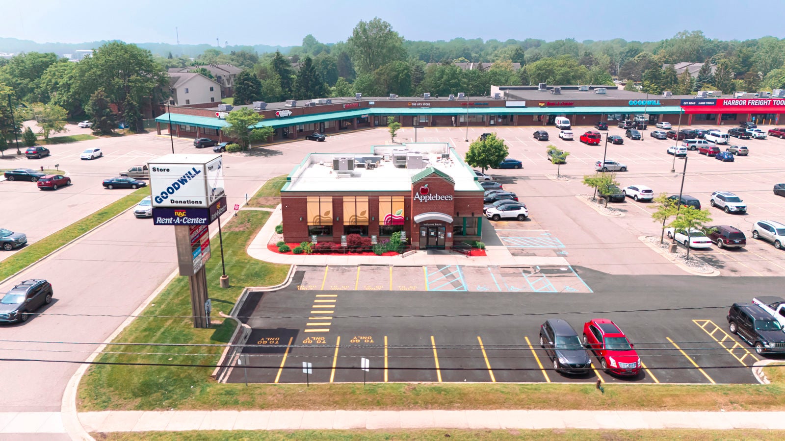 6250 South Cedar Street - Image 8