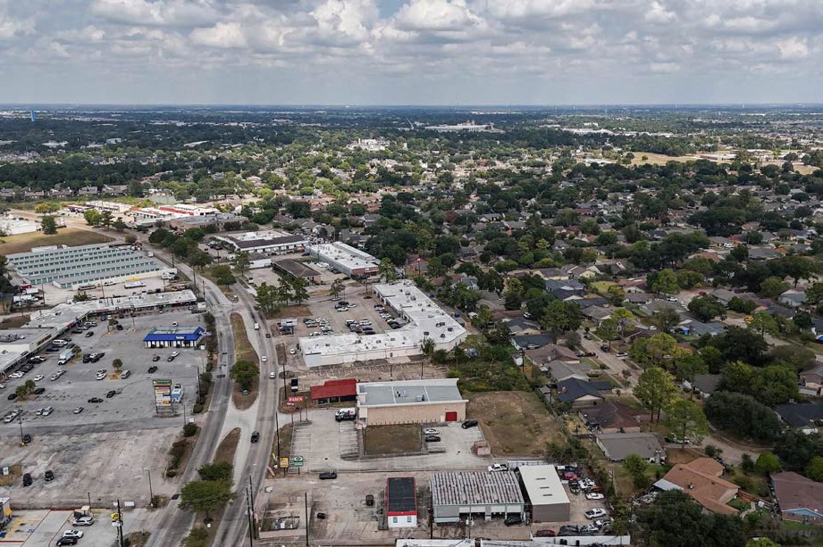 4th photo_LoanStar Title Loans - Houston TX