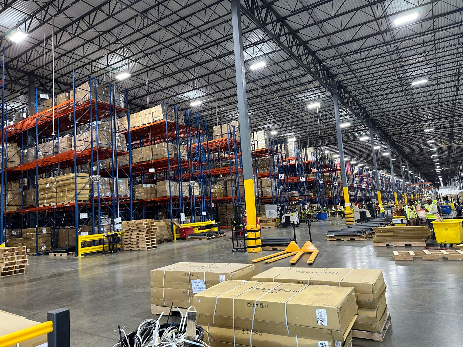 600 Linden Log Int Whse Image 08 08 24 IMG_1359