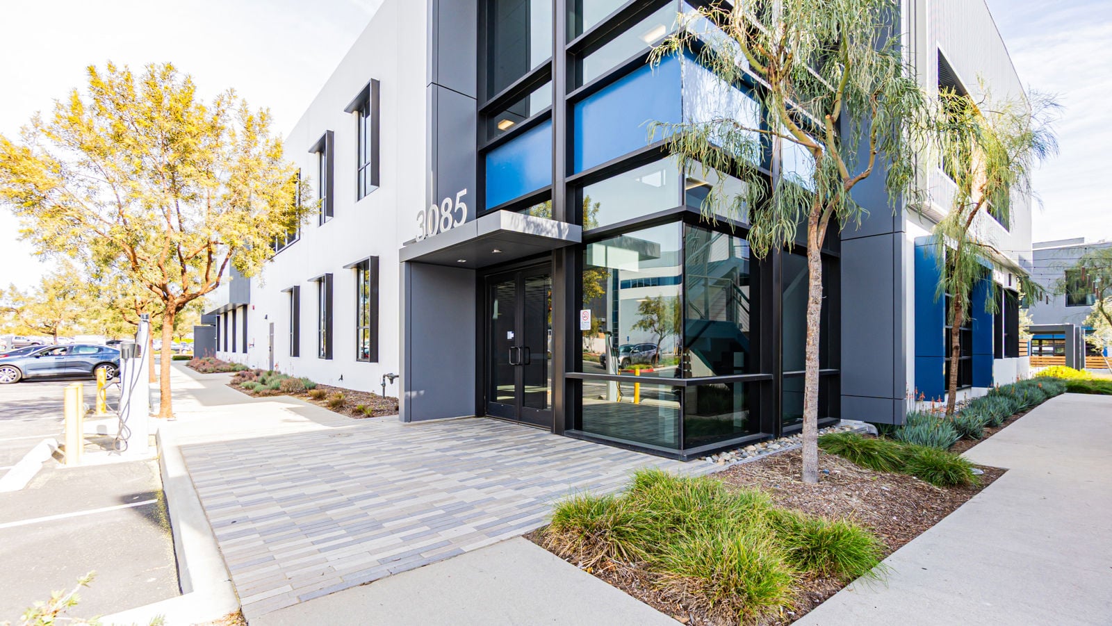 3085 N Hollywood Way, Unit 2-A, Burbank, CA (56 of 56).JPG