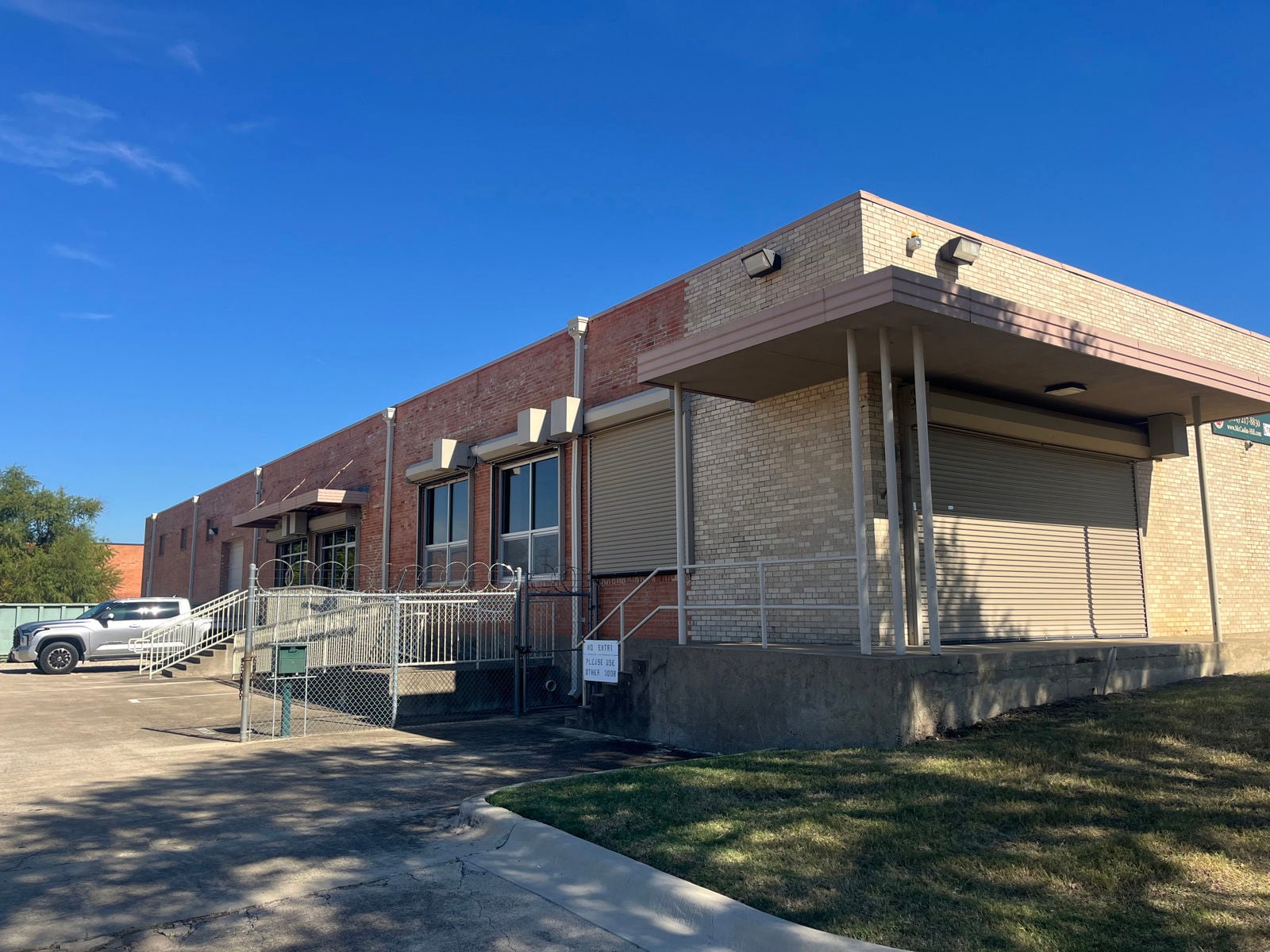 Exterior Pic- Chancellor Row