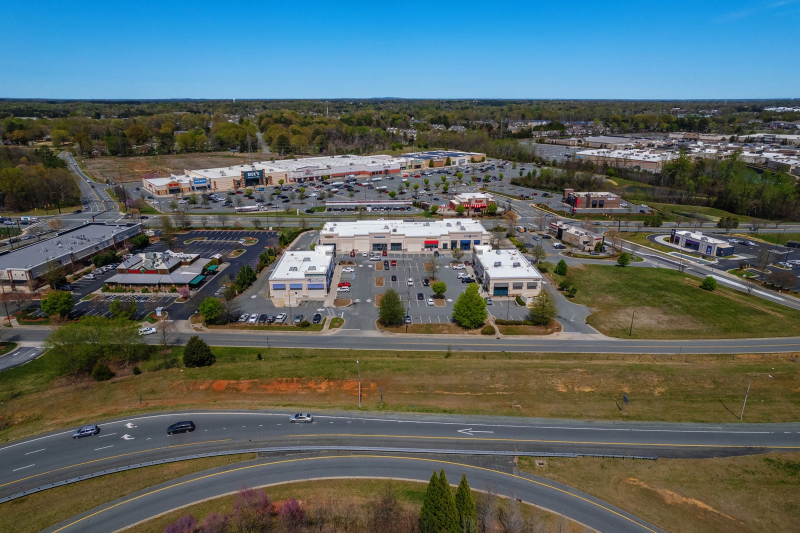 Alamance-Crossing-Photo-2