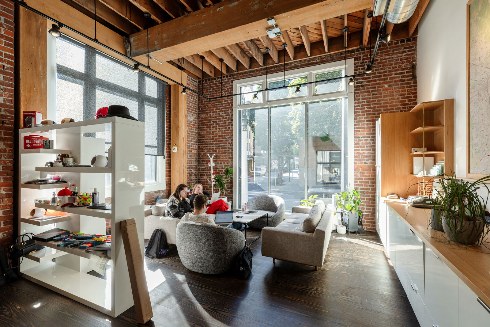 Dehen_Bldg_025